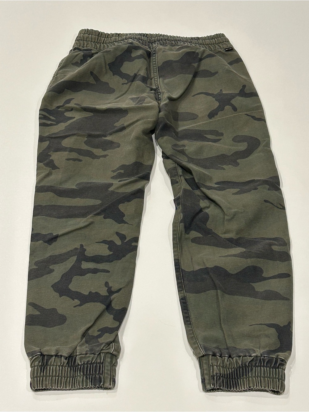 TNA Aritzia Alix High Waisted Cotton Twill Camo Jogger Pants - Picture 2 of 8